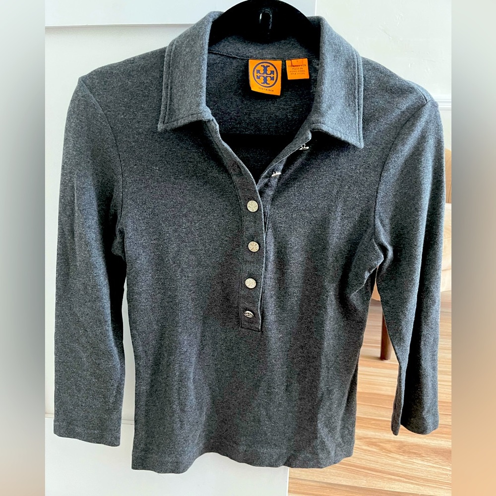 Tory Burch Women’s 100% Cotton “Polo” style top with buttons.